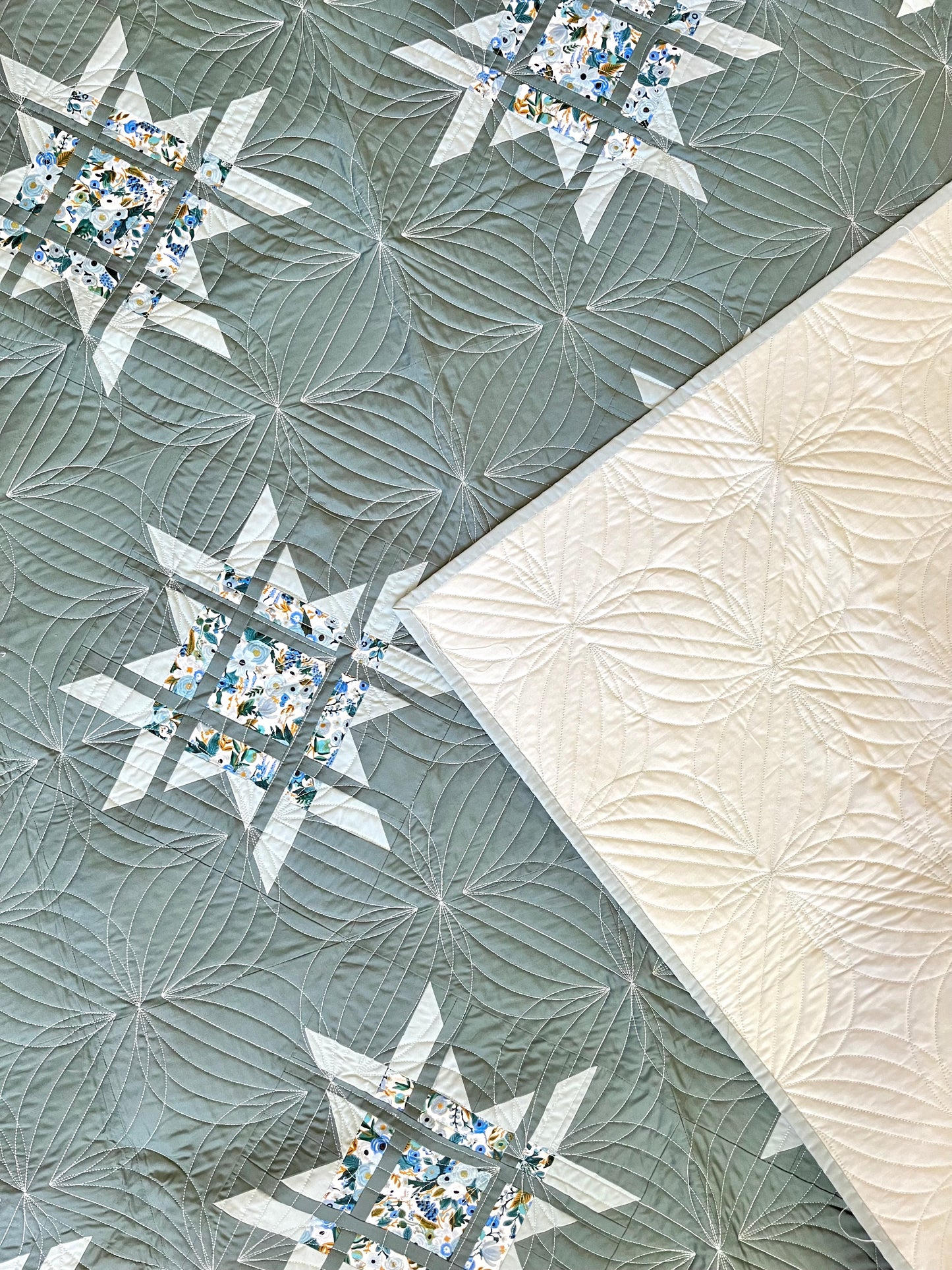 Alpine Star Throw Quilt