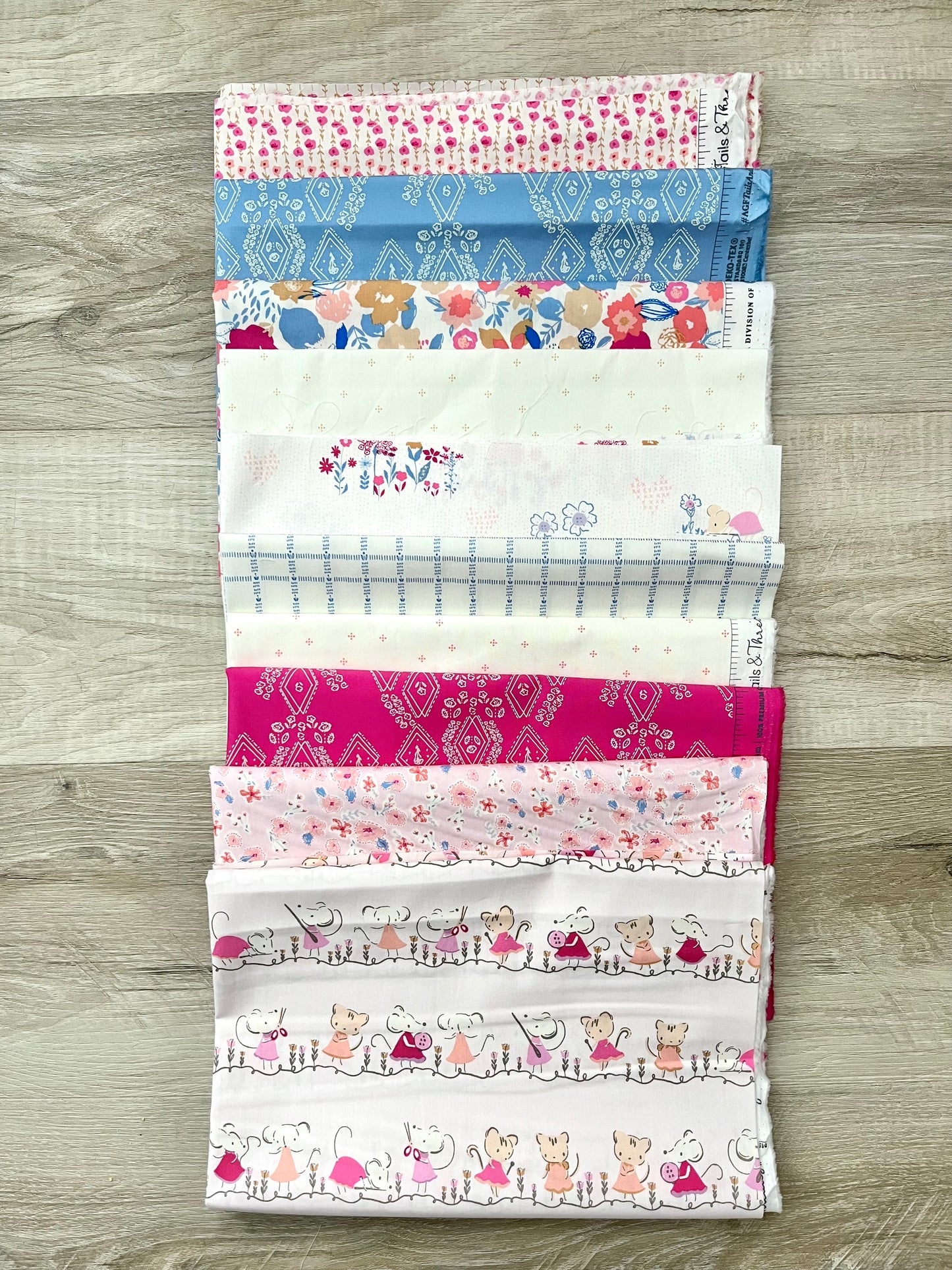 Tails and Threads Scrap Pack