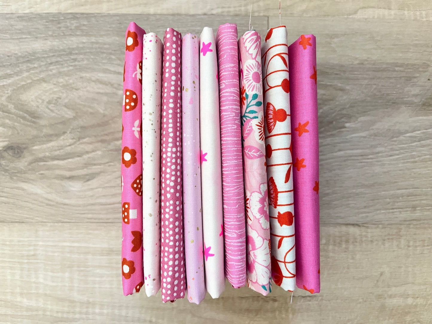 Pink Lemonade Fat Quarter Bundle