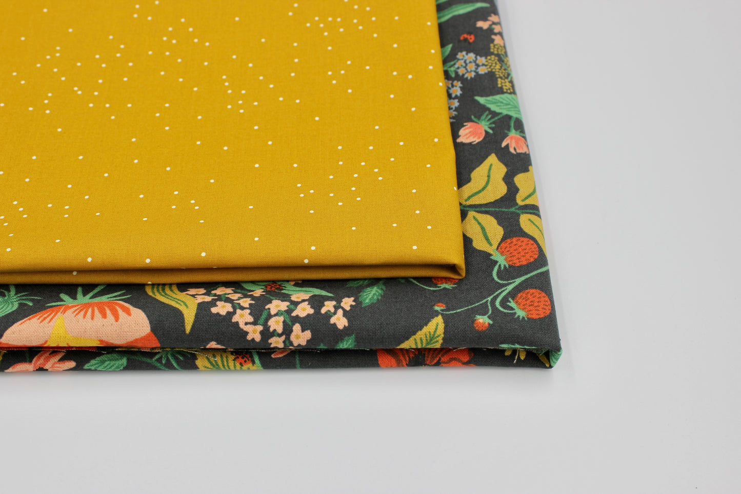 Buckthorn Tote Bag Kit in Rifle Paper Camont